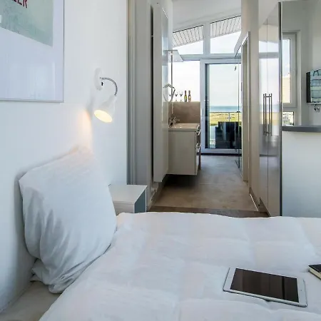 Apartment 8 Person In